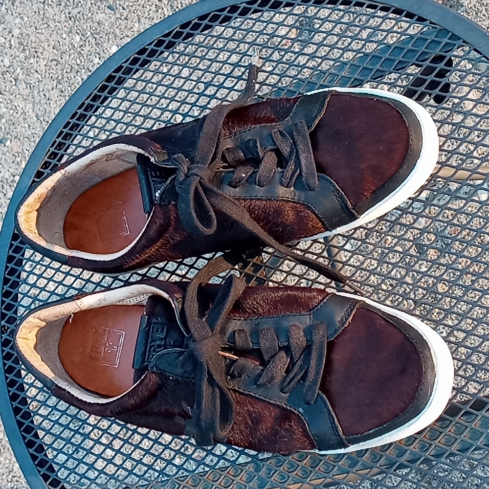 Women's Frye shoes
